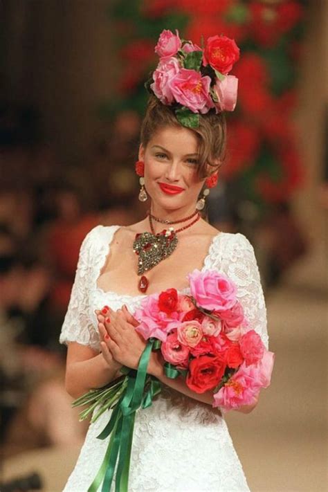 laetitia casta robe de mariee yves saint laurent|DÉFILÉ DE LA MAISON DE HAUTE COUTURE YVES SAINT .